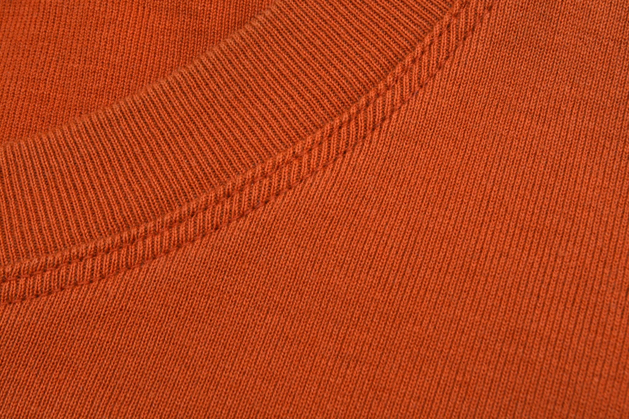 2009 Classic Slim T-Shirt with Embroidered Logo