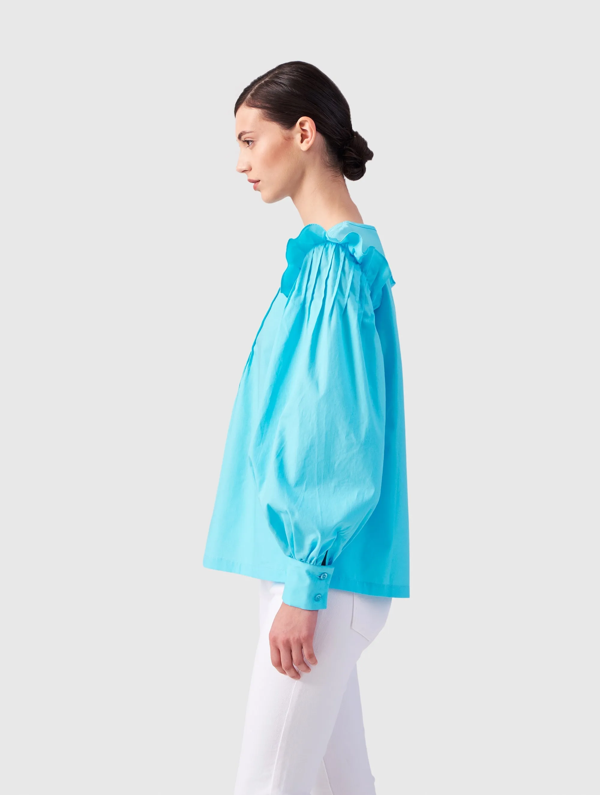 HIGH NECKLINE BLOUSE “ILSA” WITH RUFFLE DETAIL AND WIDE BISHOP SLEEVES